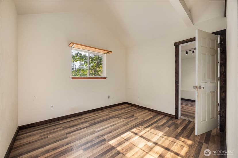 Property photo for 2810 Manson Boulevard, Manson photo 28