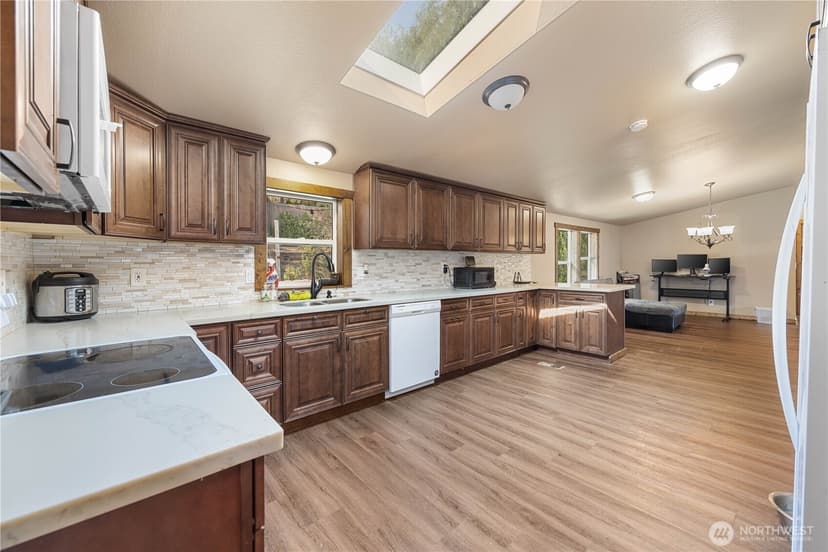 Property photo for 2810 Manson Boulevard, Manson photo 14