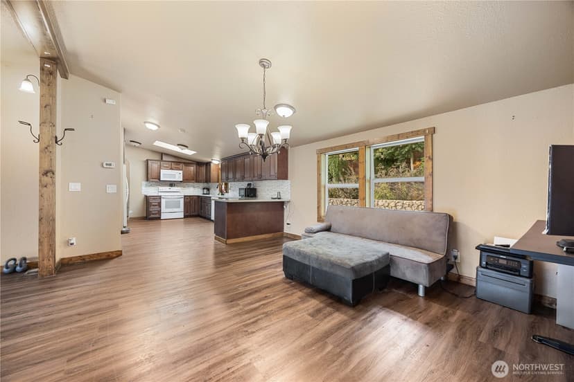 Property photo for 2810 Manson Boulevard, Manson photo 11
