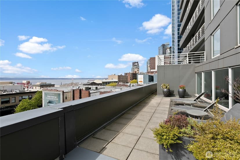 Property photo for 1415 2nd Avenue #1607, Seattle photo 32