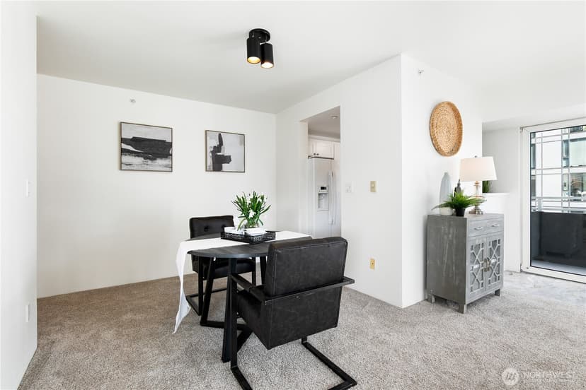 Property photo for 1415 2nd Avenue #1607, Seattle photo 11