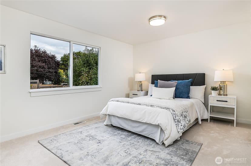 Property photo for 3110 S Dakota Street, Seattle photo 14