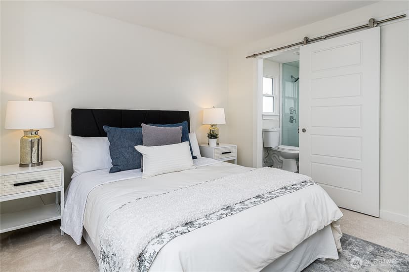 Property photo for 3110 S Dakota Street, Seattle photo 13