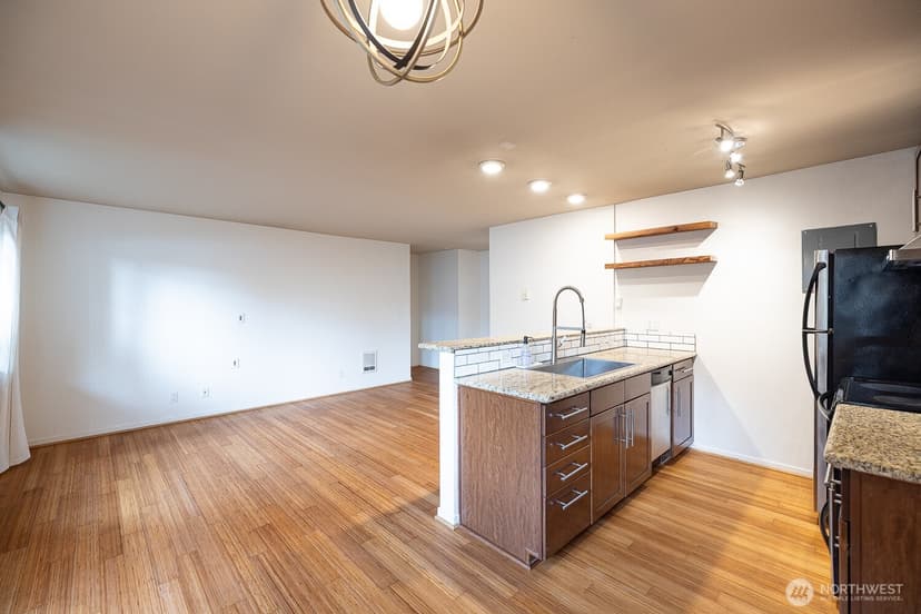 Property photo for 5220 42nd Avenue S, Seattle photo 6