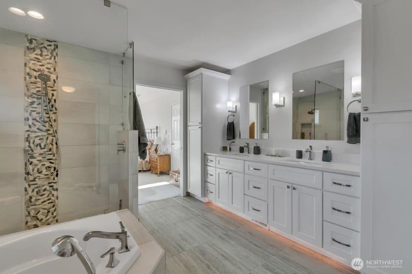 Property photo for 20204 Island Parkway E, Lake Tapps photo 19