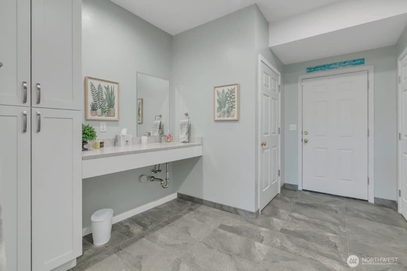 Property photo for 20204 Island Parkway E, Lake Tapps photo 13