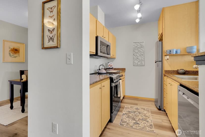 Property photo for 425 23rd Avenue S #A113, Seattle photo 10