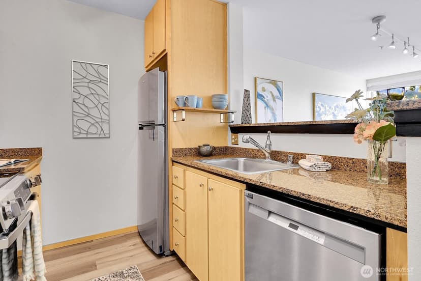 Property photo for 425 23rd Avenue S #A113, Seattle photo 9