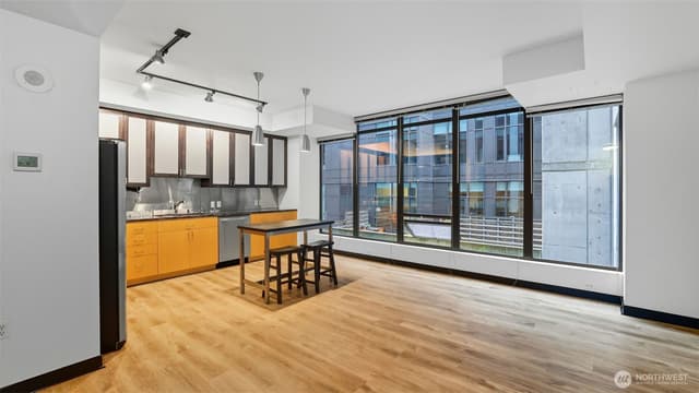 Property photo for 2716 Elliott Avenue #404, Seattle photo 3