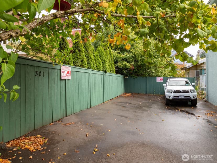 Property photo for 506 N 45th Street #301, Seattle photo 19