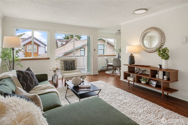 Property photo for 506 N 45th Street #301, Seattle