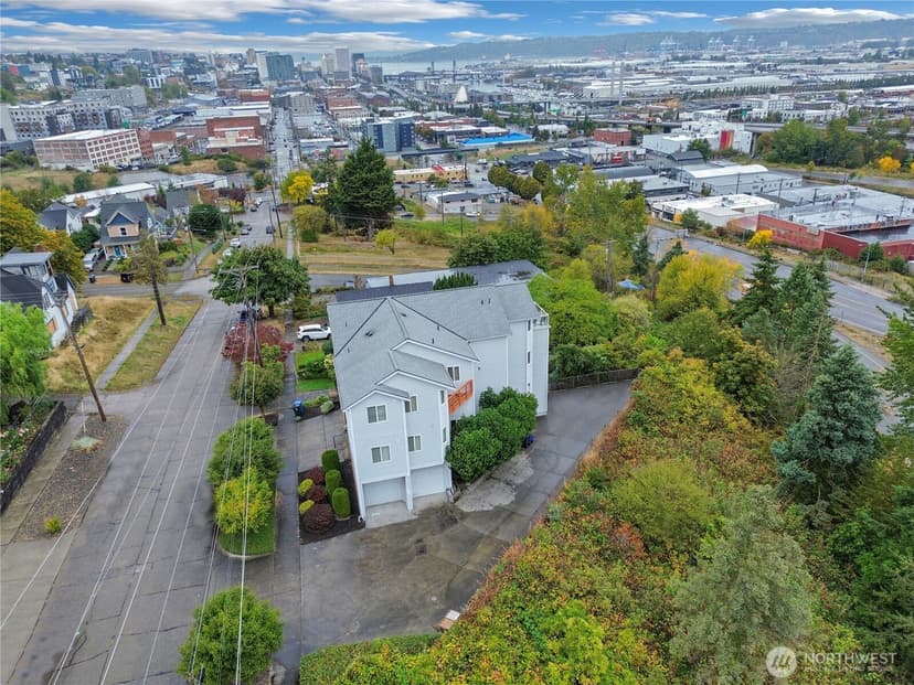 Property photo for 2917 S C Street, Tacoma photo 24