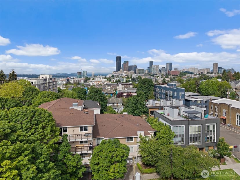 Property photo for 107 20th Avenue #306, Seattle photo 20