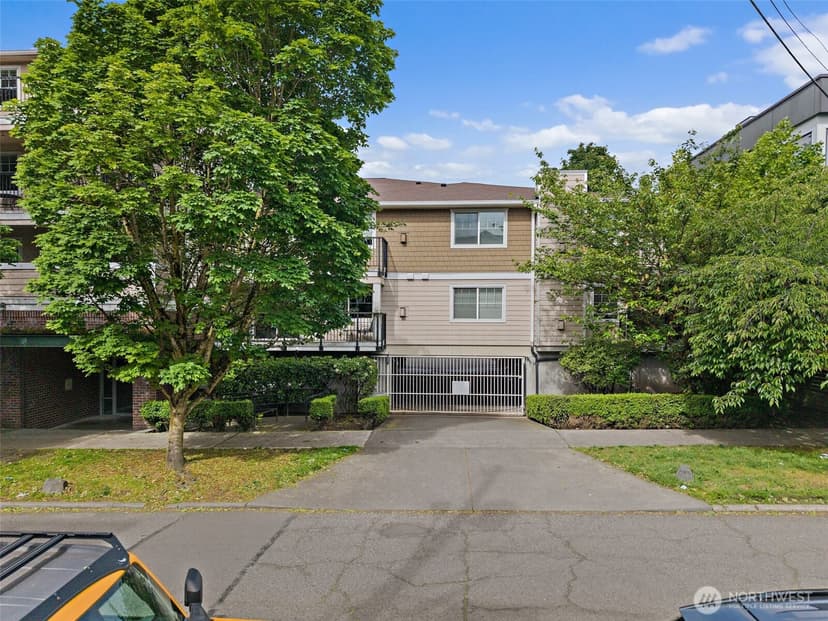 Property photo for 107 20th Avenue #306, Seattle photo 19