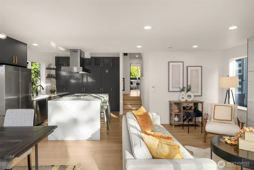 Property photo for 1801 29th Avenue S, Seattle photo 6