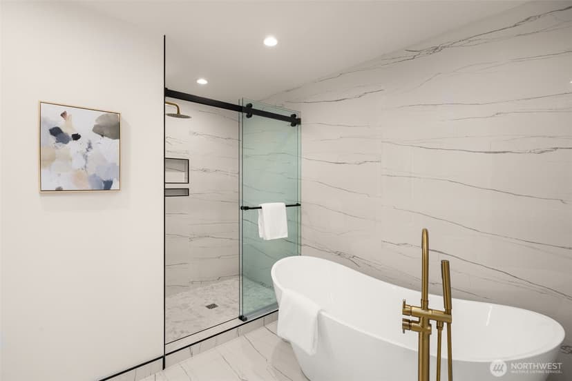 Property photo for 1801 29th Avenue S, Seattle photo 7
