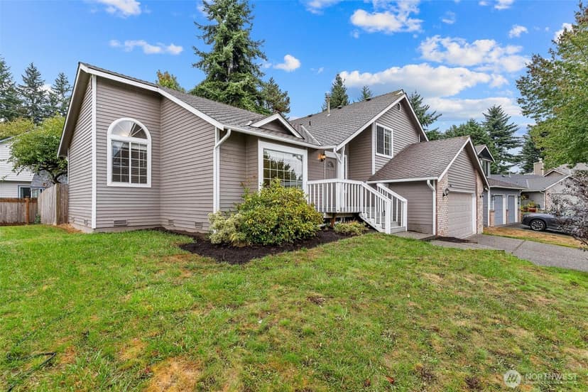 Property photo for 604 213TH Street SW, Bothell photo 4