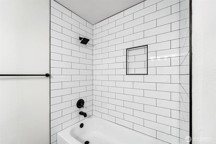 Property photo for 604 213TH Street SW, Bothell photo 22