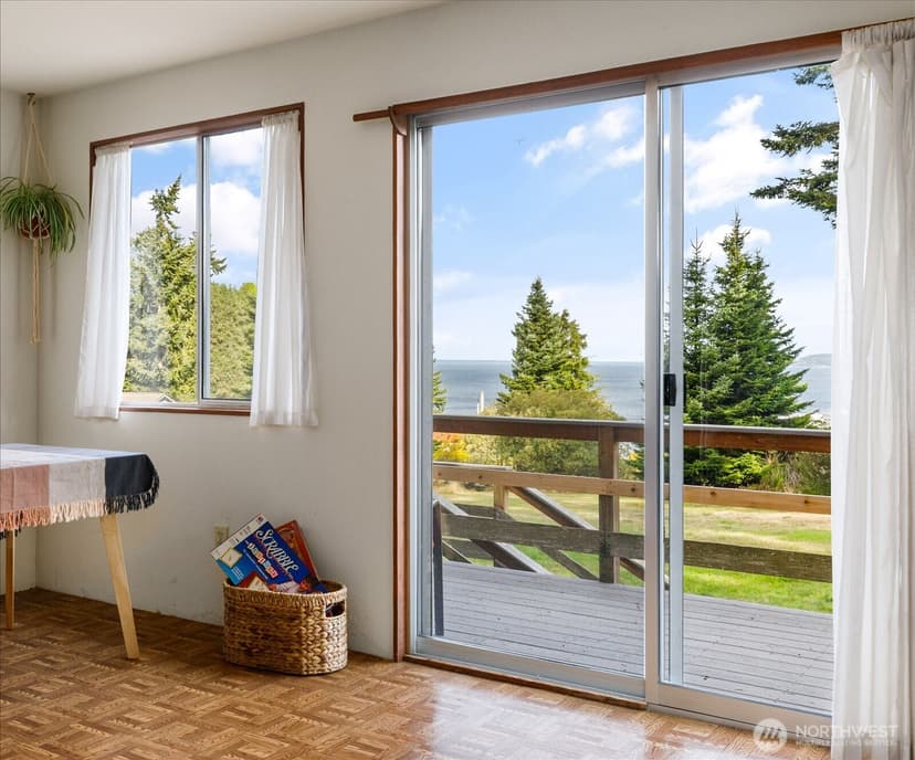 Property photo for 1885 Salmonberry Road, Langley photo 6