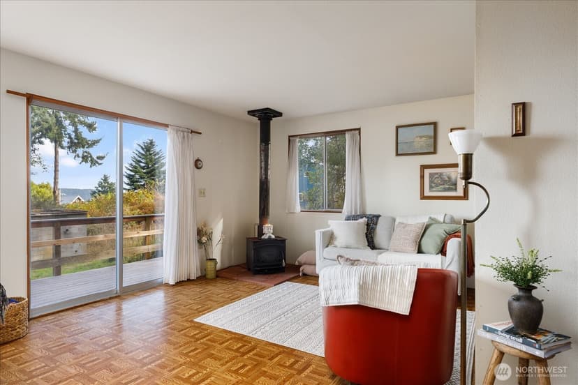 Property photo for 1885 Salmonberry Road, Langley photo 9