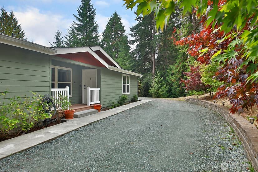 Property photo for 4621 Deer Lake Road, Clinton photo 3