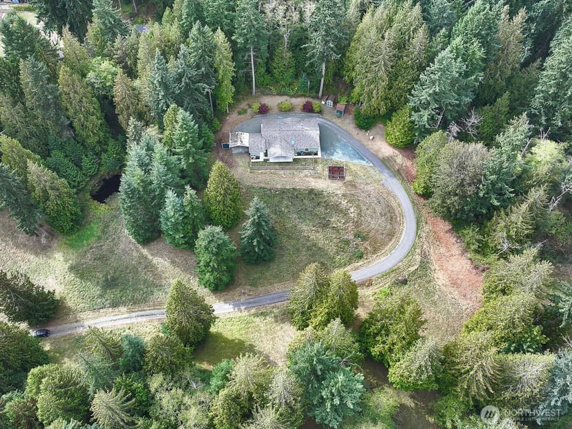 Property photo for 4621 Deer Lake Road, Clinton photo 38