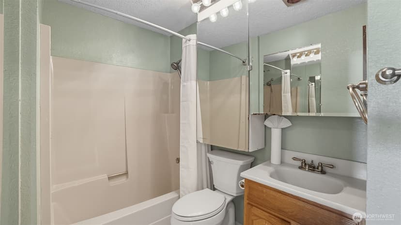 Property photo for 437 Williams Avenue N #201, Renton photo 8