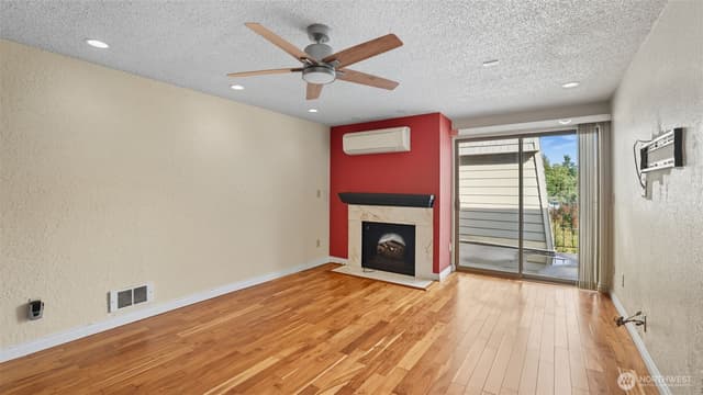 Property photo for 437 Williams Avenue N #201, Renton photo 4