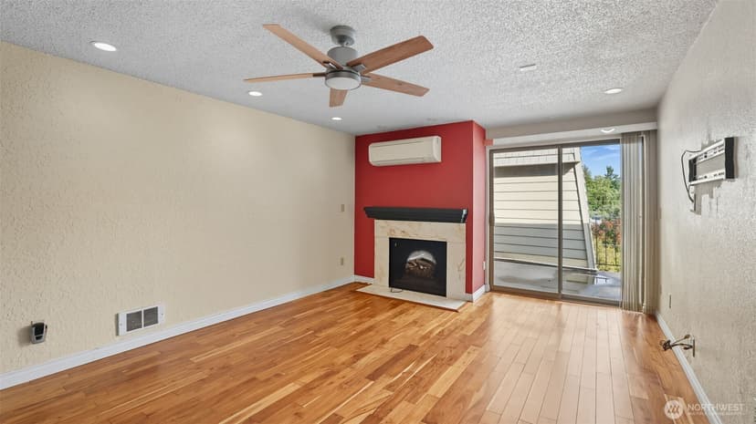 Property photo for 437 Williams Avenue N #201, Renton photo 4