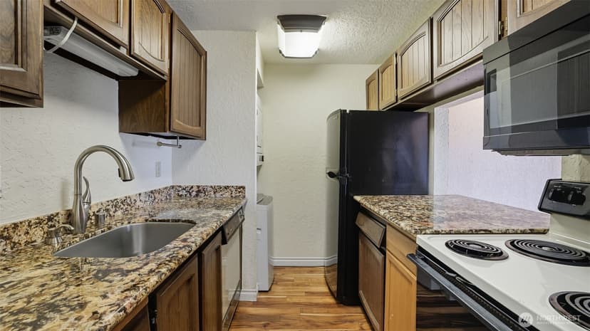 Property photo for 437 Williams Avenue N #201, Renton photo 14