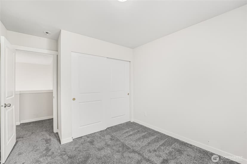 Property photo for 3585 E Grandview Avenue, Tacoma photo 11