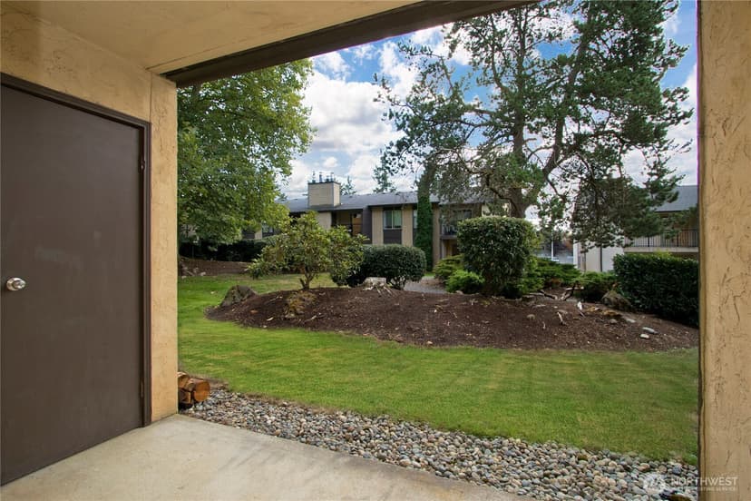 Property photo for 12515 NE 145th Place #D127, Kirkland photo 18