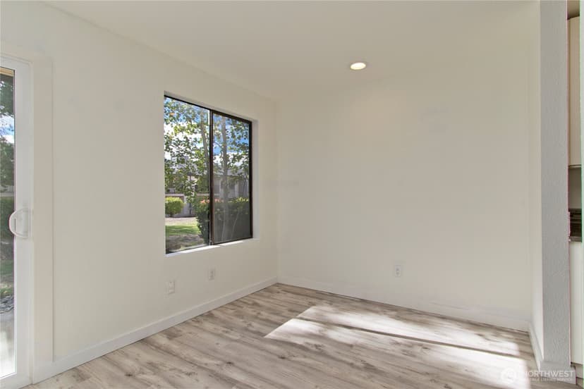 Property photo for 12515 NE 145th Place #D127, Kirkland photo 10