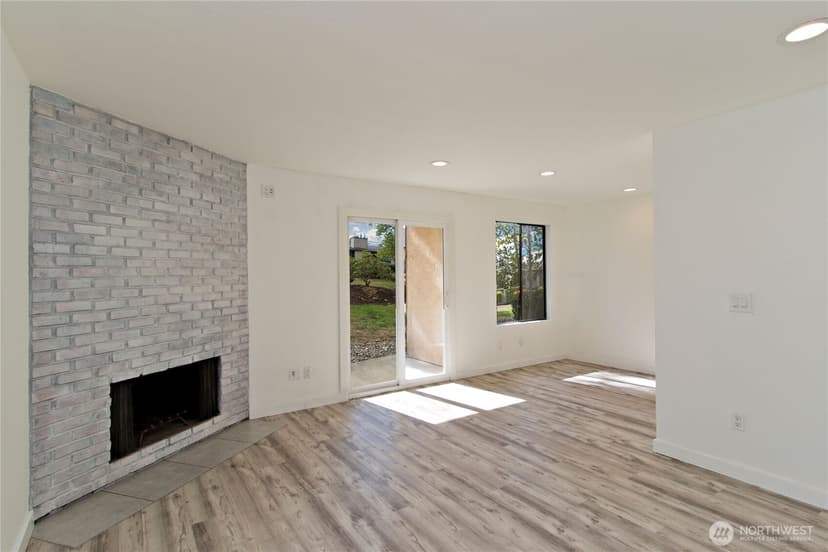 Property photo for 12515 NE 145th Place #D127, Kirkland photo 4