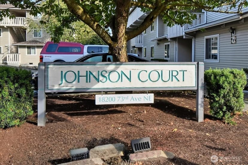Property photo for 18150 73rd Avenue NE #B306, Kenmore photo 28
