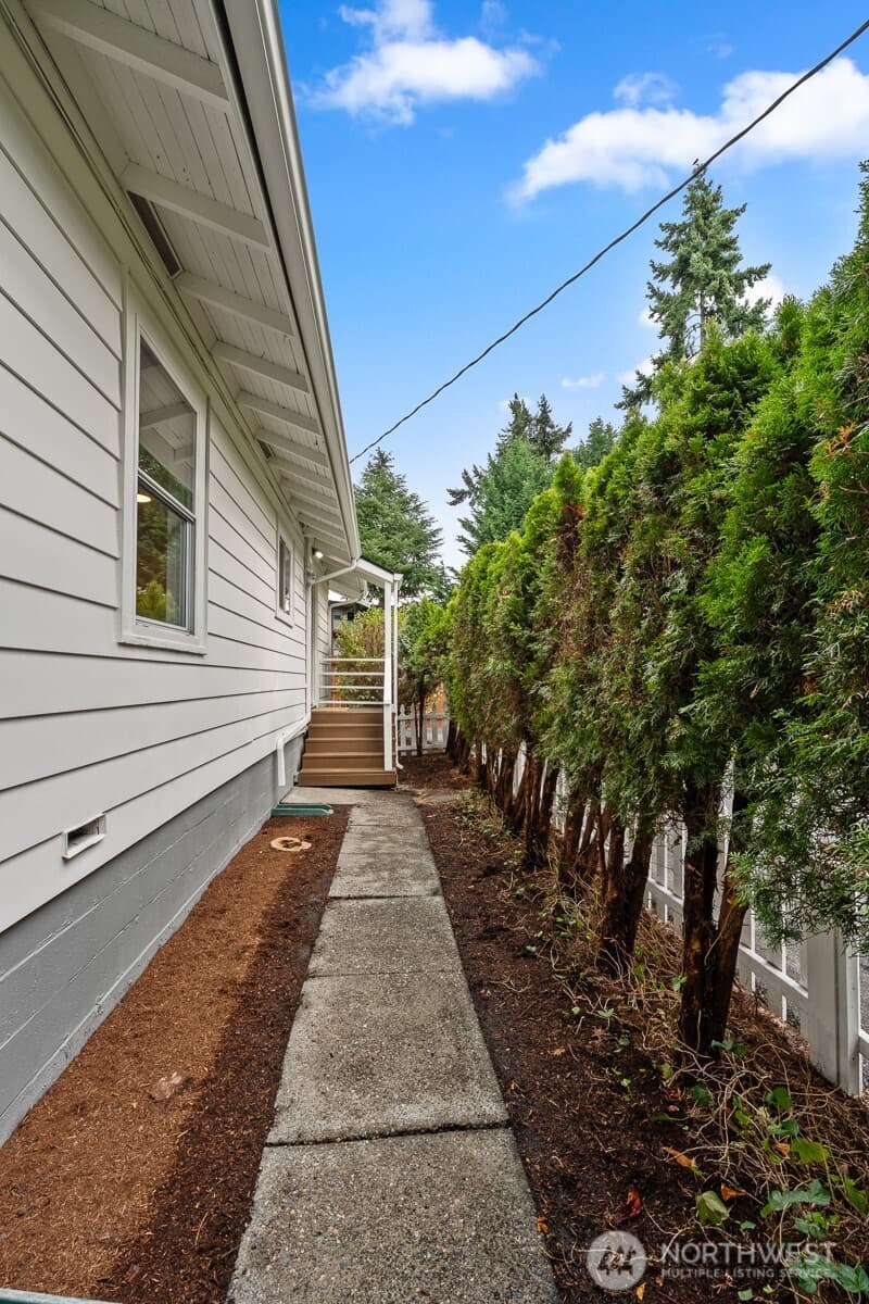 Property photo for 14728 32nd Avenue NE, Shoreline photo 20