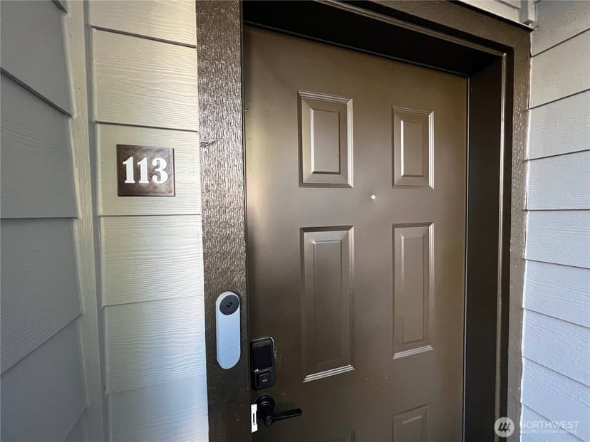 Property photo for 901 Sunset Boulevard NE #D113, Renton photo 23