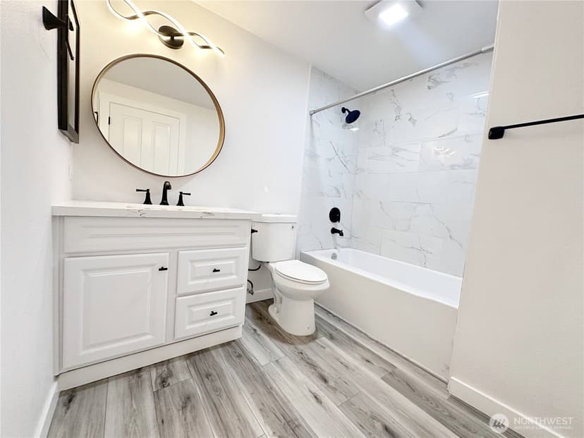 Property photo for 901 Sunset Boulevard NE #D113, Renton photo 13