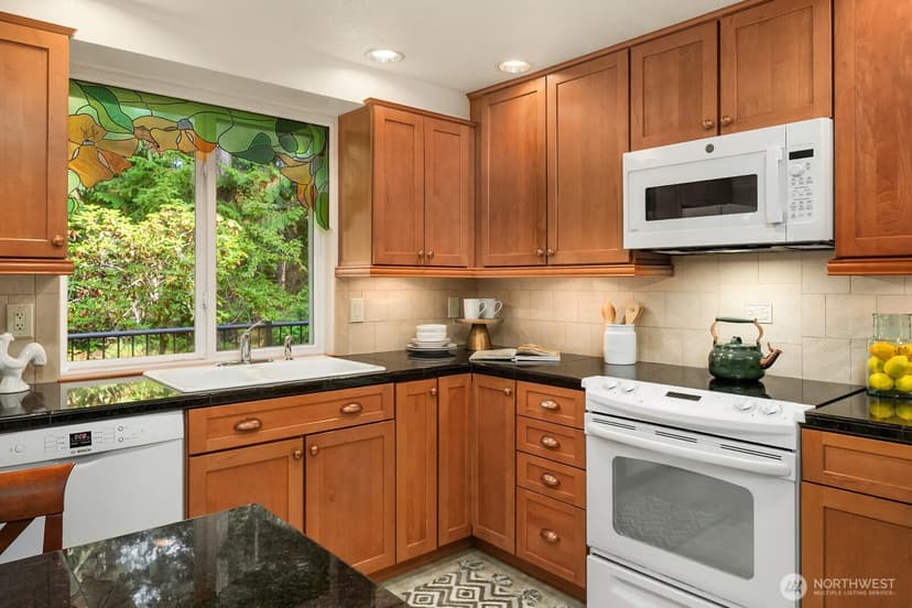Property photo for 20614 NE 181st Place, Woodinville photo 12