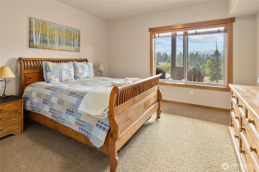 Property photo for 150 Tiger Lily Lane, Ronald photo 27
