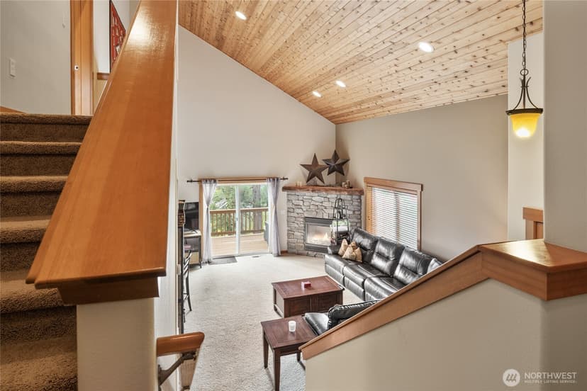 Property photo for 150 Tiger Lily Lane, Ronald photo 19