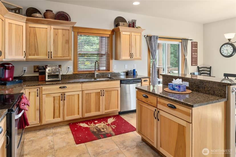 Property photo for 150 Tiger Lily Lane, Ronald photo 14