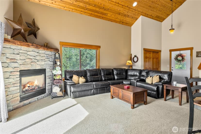 Property photo for 150 Tiger Lily Lane, Ronald photo 11
