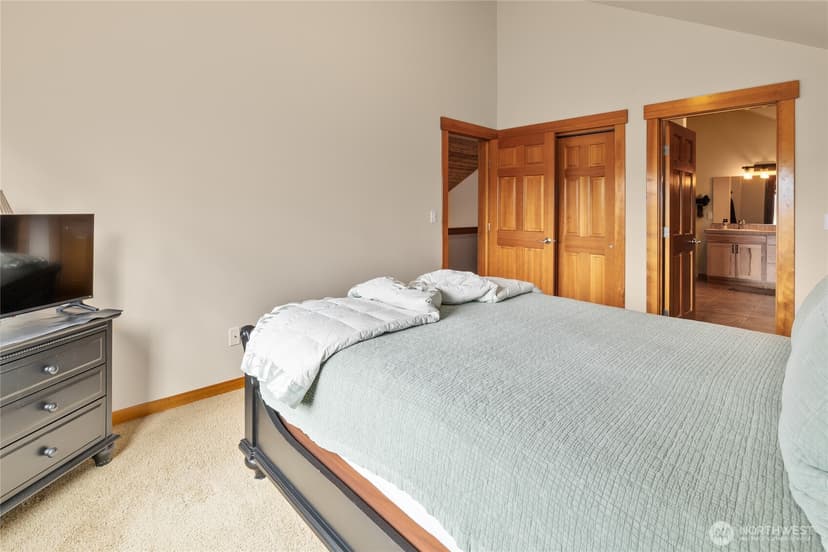 Property photo for 150 Tiger Lily Lane, Ronald photo 21