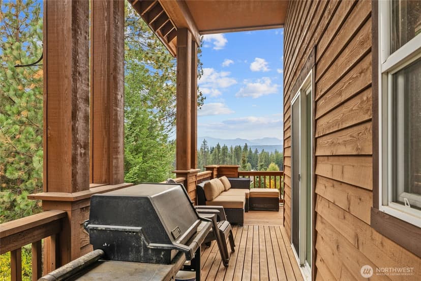 Property photo for 150 Tiger Lily Lane, Ronald photo 10