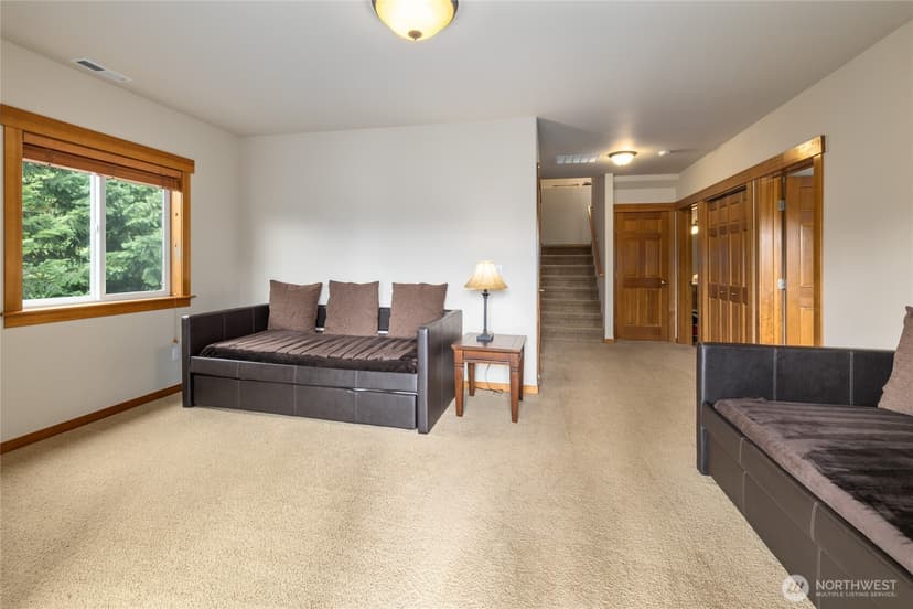 Property photo for 150 Tiger Lily Lane, Ronald photo 28