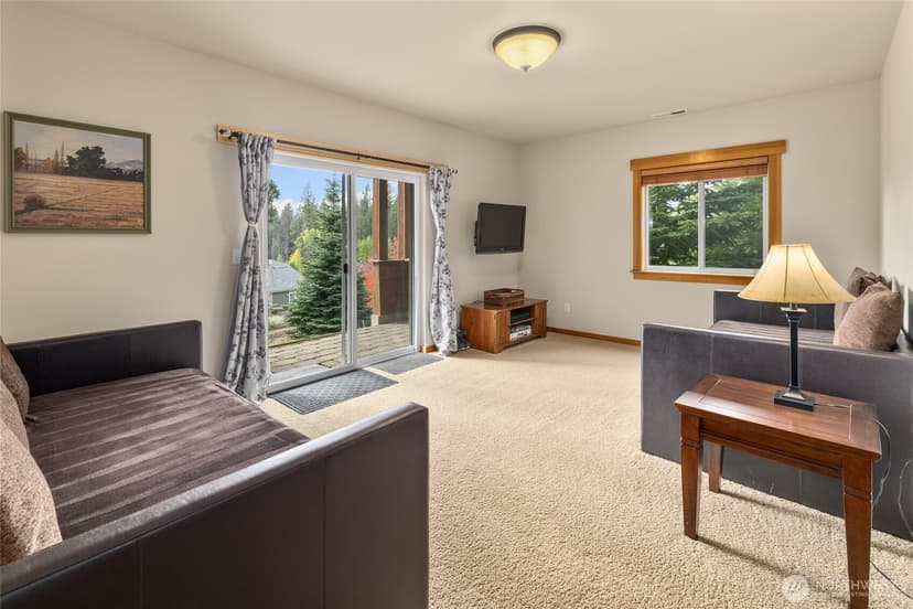 Property photo for 150 Tiger Lily Lane, Ronald photo 29