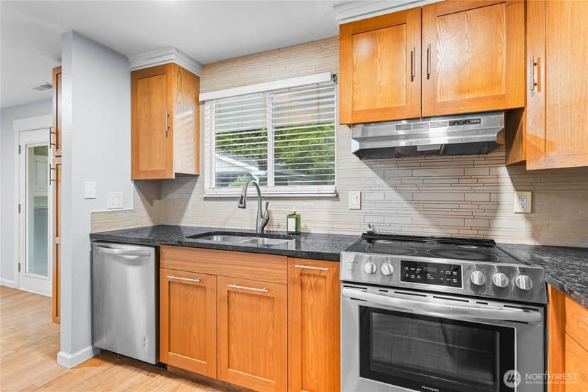 Property photo for 3641 I Street SE #A, Auburn photo 10