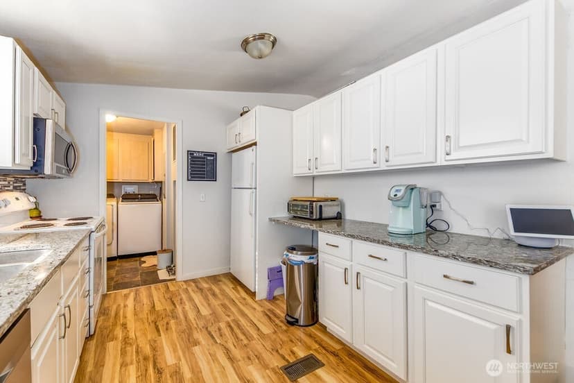 Property photo for 10921 SE 227TH Place, Kent photo 10