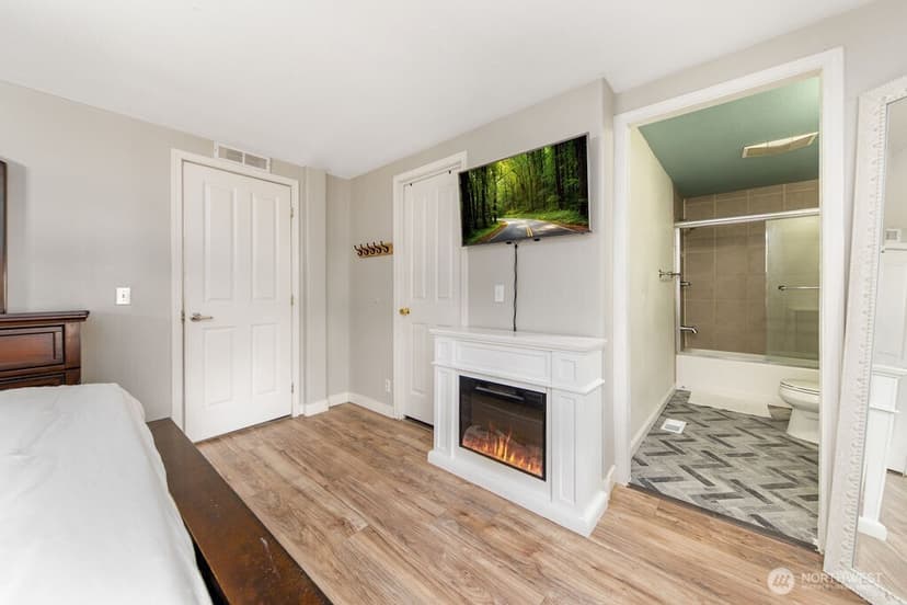 Property photo for 10921 SE 227TH Place, Kent photo 12